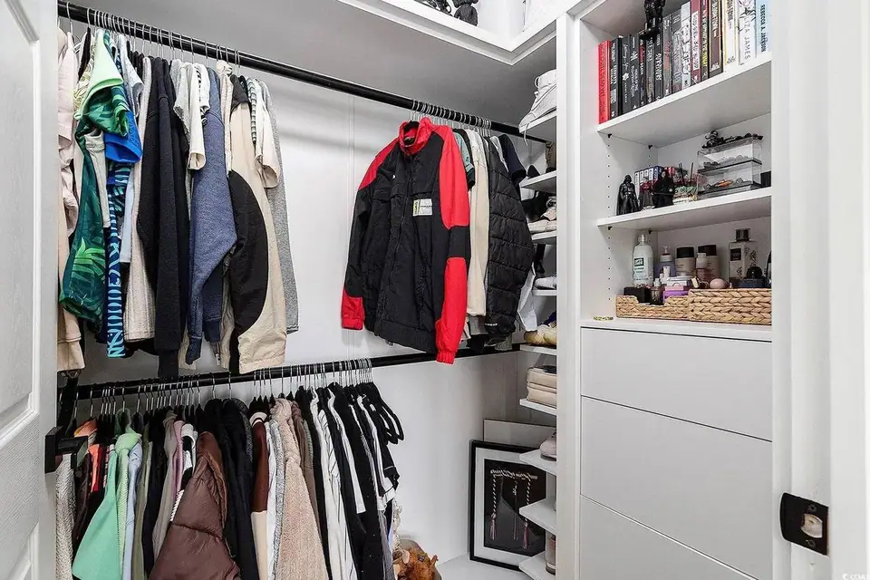 Closet remodel by Home Identity