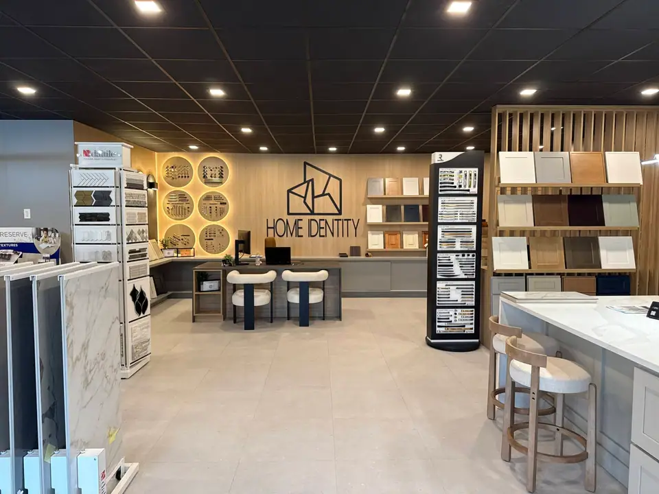 Home Identity showroom in Myrtle Beach with cabinet, tile and countertop displays
