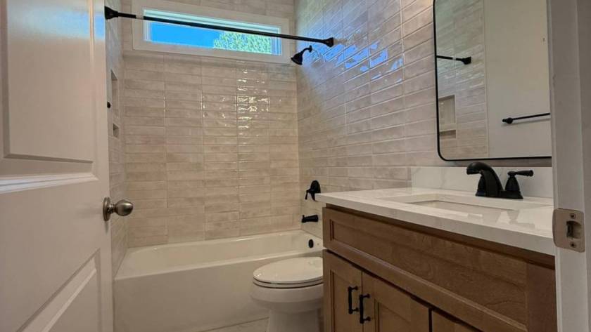 Bathroom 03