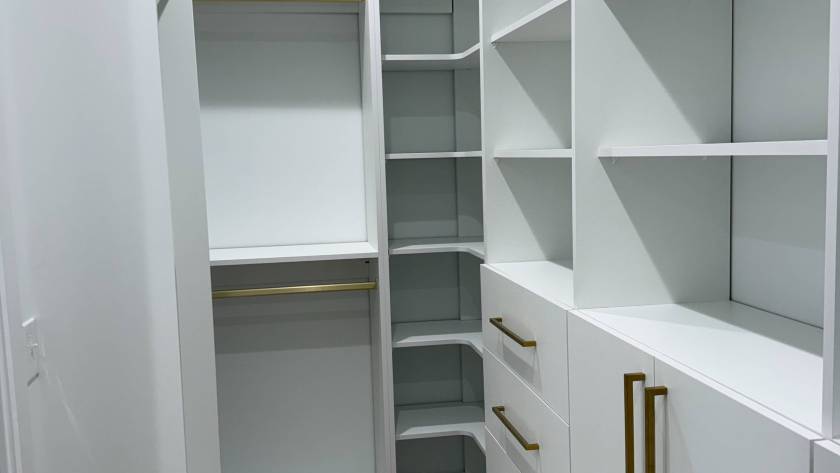 Closet 05