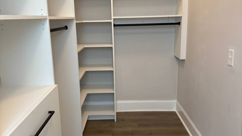 Closet 11